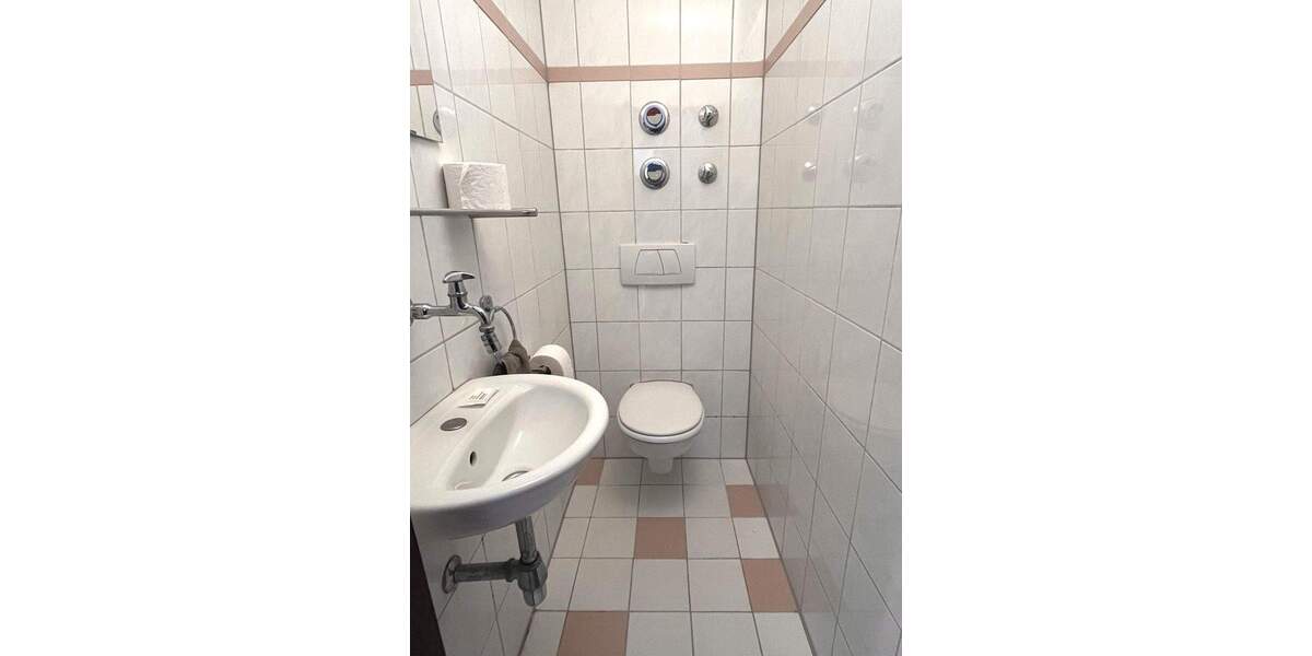 Etagenwohnung Leonberg Eltingen - 3 Zimmer, 74 m&sup2;, 248.000&euro; | Angebot:25748837