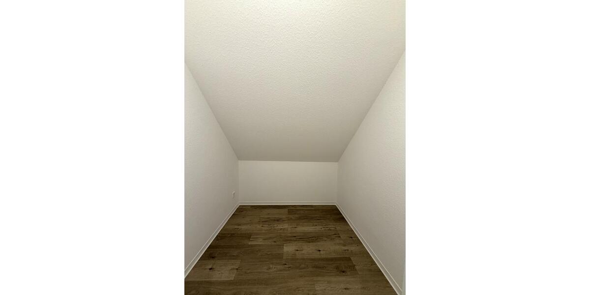 Maisonettenwohnung Stuttgart Birkach - 5 Zimmer, 120 m&sup2;, 2.050&euro; | Angebot:25179074