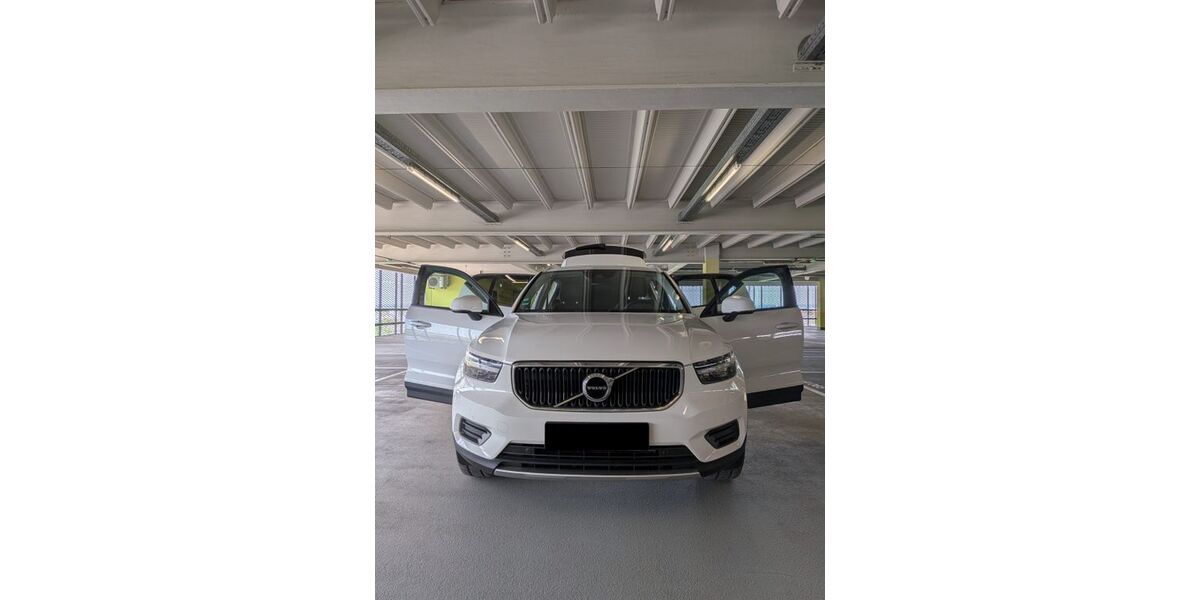 Volvo XC40 142.000 km 19.100 &euro; Heilbronn 74074