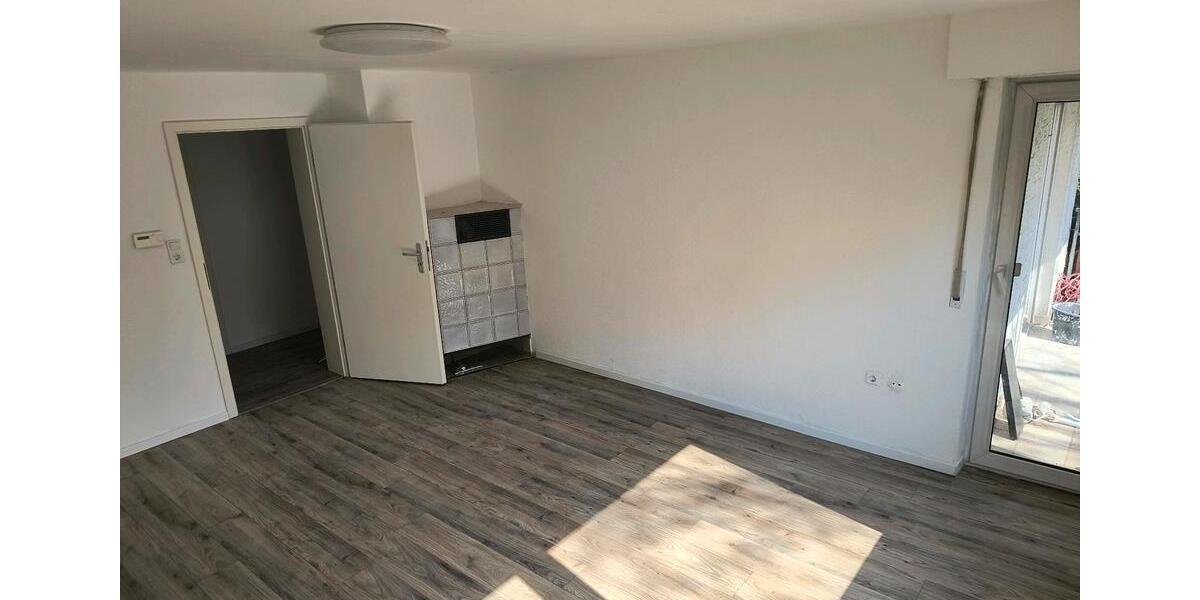 Etagenwohnung Marbach am Neckar - 3 Zimmer, 61 m&sup2;, 720&euro; | Angebot:25892370