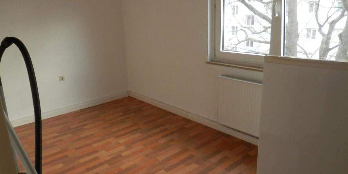 Etagenwohnung Ludwigsburg Eglosheim - 3 Zimmer, 63 m&sup2;, 260.000&euro; | Angebot:25730294
