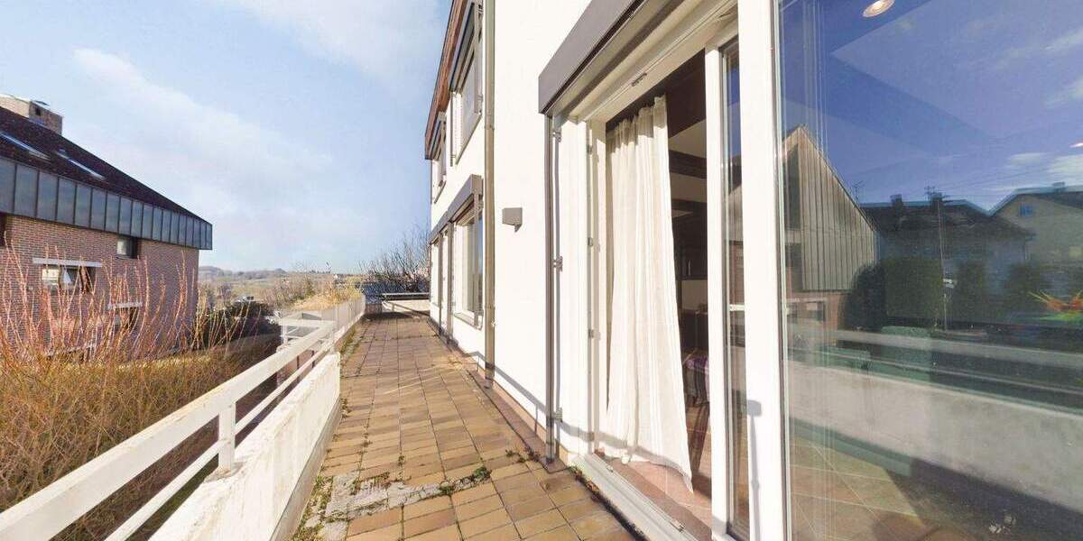 Etagenwohnung Remseck Neckarrems - 7 Zimmer, 226 m&sup2;, 799.000&euro; | Angebot:25706140