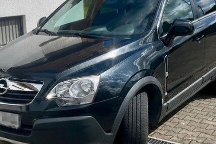 Opel Antara 179.000 km 2.150 &euro; Winnenden 71364