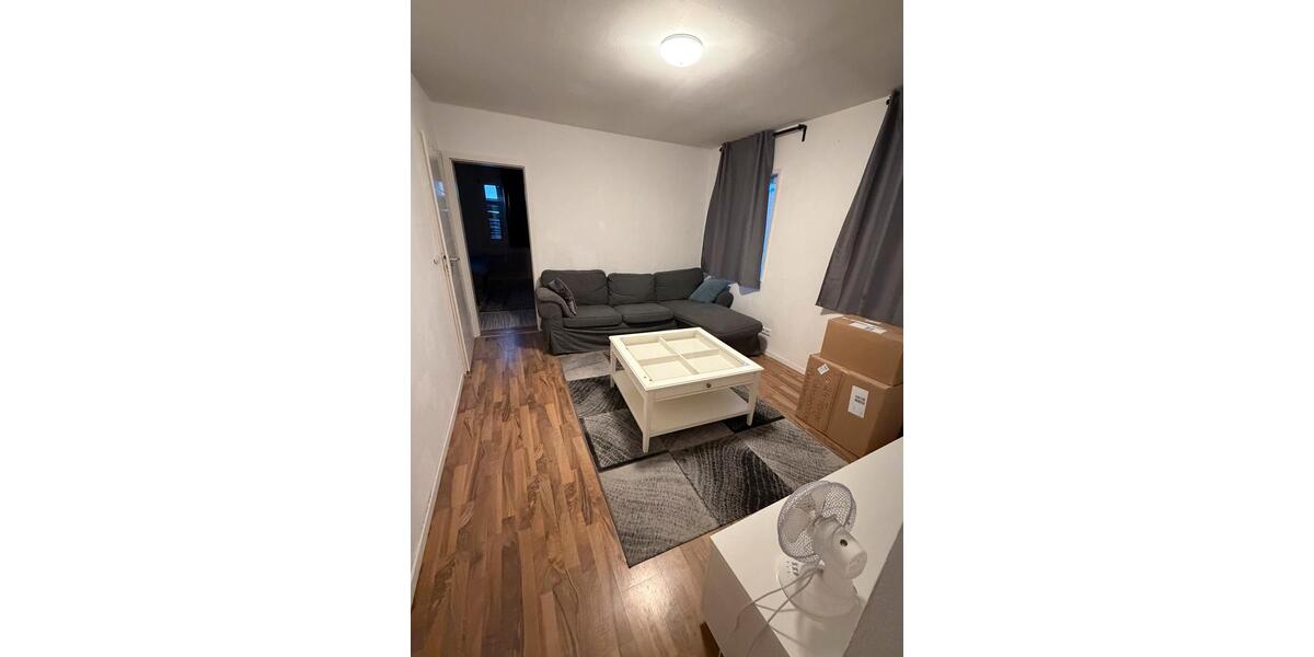 Dachgeschoßwohnung Stuttgart Hedelfingen - 2 Zimmer, 48 m&sup2;, 1.300&euro; | Angebot:27565867