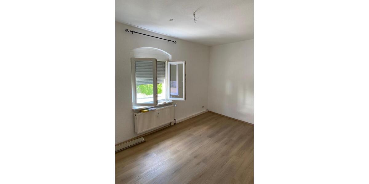 Erdgeschoßwohnung Stuttgart Vaihingen - 4 Zimmer, 85 m&sup2;, 1.400&euro; | Angebot:25378377