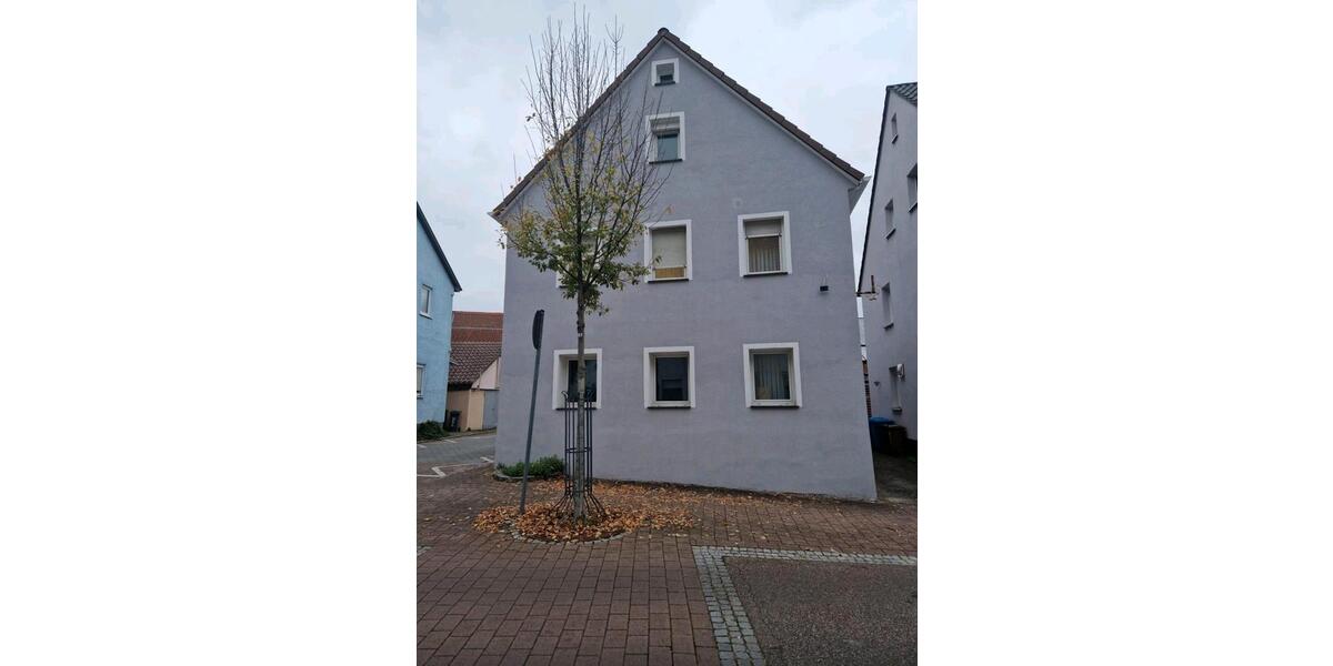 Einfamilienhaus Brackenheim - 6 Zimmer, 130 m&sup2;, 350.000&euro; | Angebot:24374953