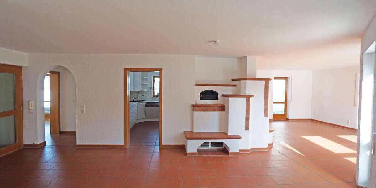 Etagenwohnung Oberboihingen - 4 Zimmer, 134 m&sup2;, 1.760&euro; | Angebot:25655817