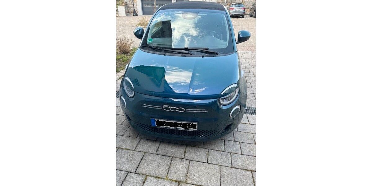 Fiat 500e 21.500 km 17.900 &euro; Cleebronn 74389