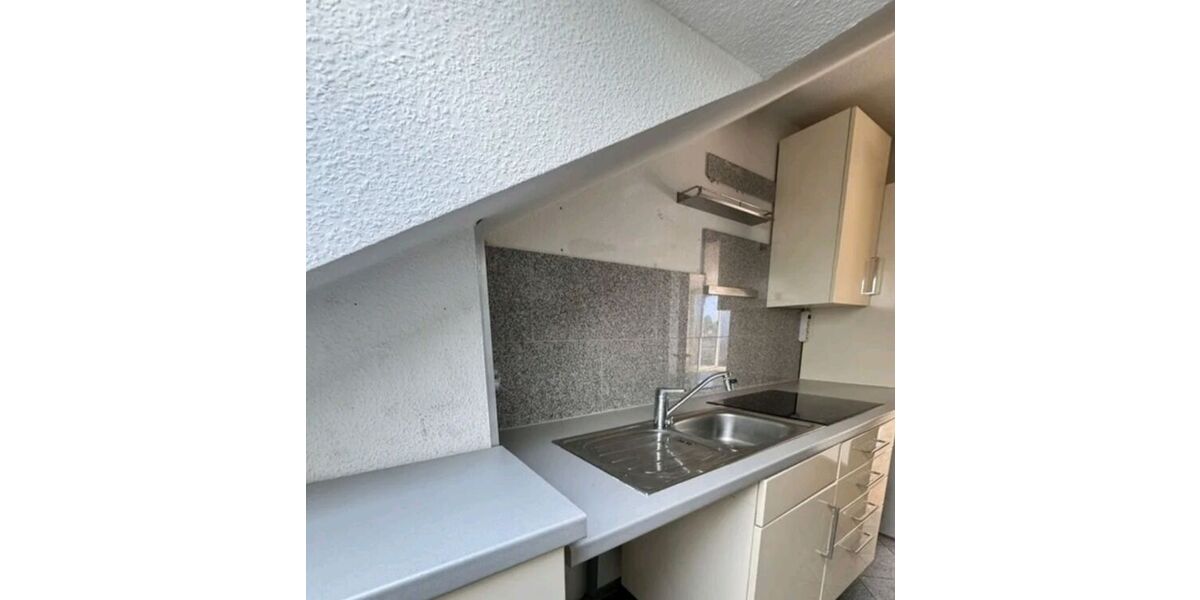 4- Zimmer DG Wohnung mit Südbalkon befristete Vermietung 18 Monate - Appartement Kornwestheim | Angebot:26838292