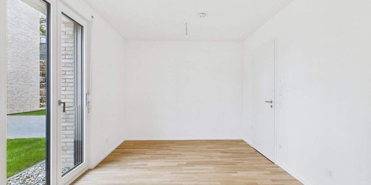 Etagenwohnung Sindelfingen Ost - 3 Zimmer, 95 m&sup2;, 1.620&euro; | Angebot:25667996