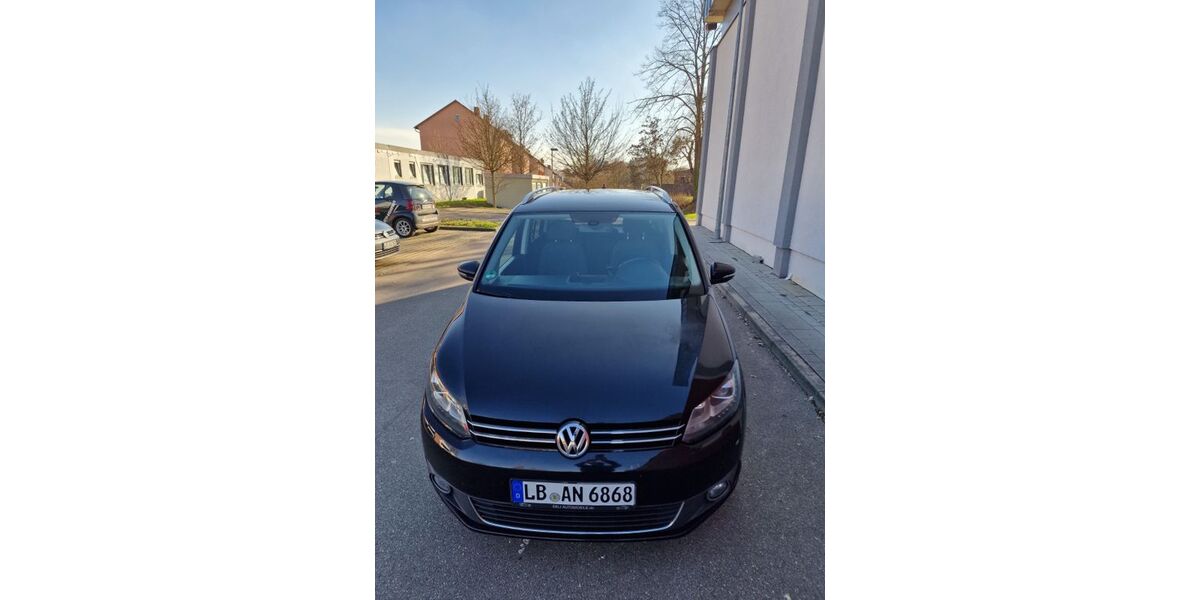 VW Touran 204.000 km 8.500 &euro; Ludwigsburg 71638