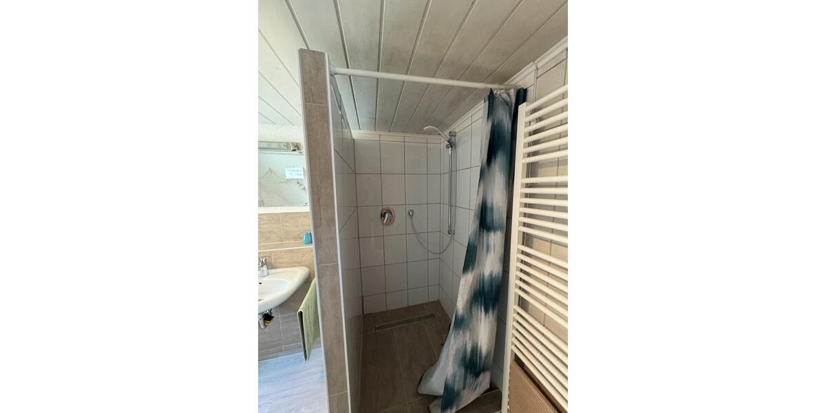 Etagenwohnung Stuttgart Stuttgart-Nord - 6 Zimmer, 12 m&sup2;, 600&euro; | Angebot:26040735