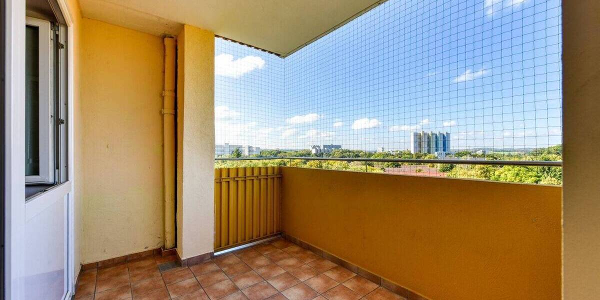 Etagenwohnung Stuttgart Mönchfeld - 3 Zimmer, 71 m&sup2;, 230.000&euro; | Angebot:25670994