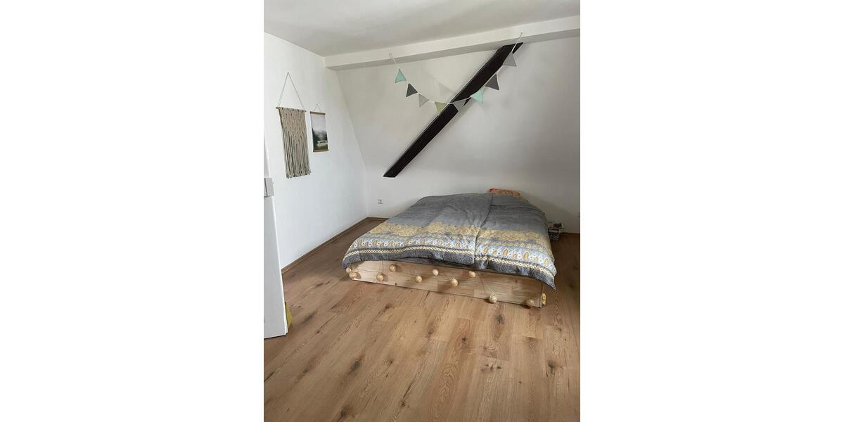 Reihenhaus Stuttgart Luginsland - 3 Zimmer, 85 m&sup2;, 1.403&euro; | Angebot:26337524