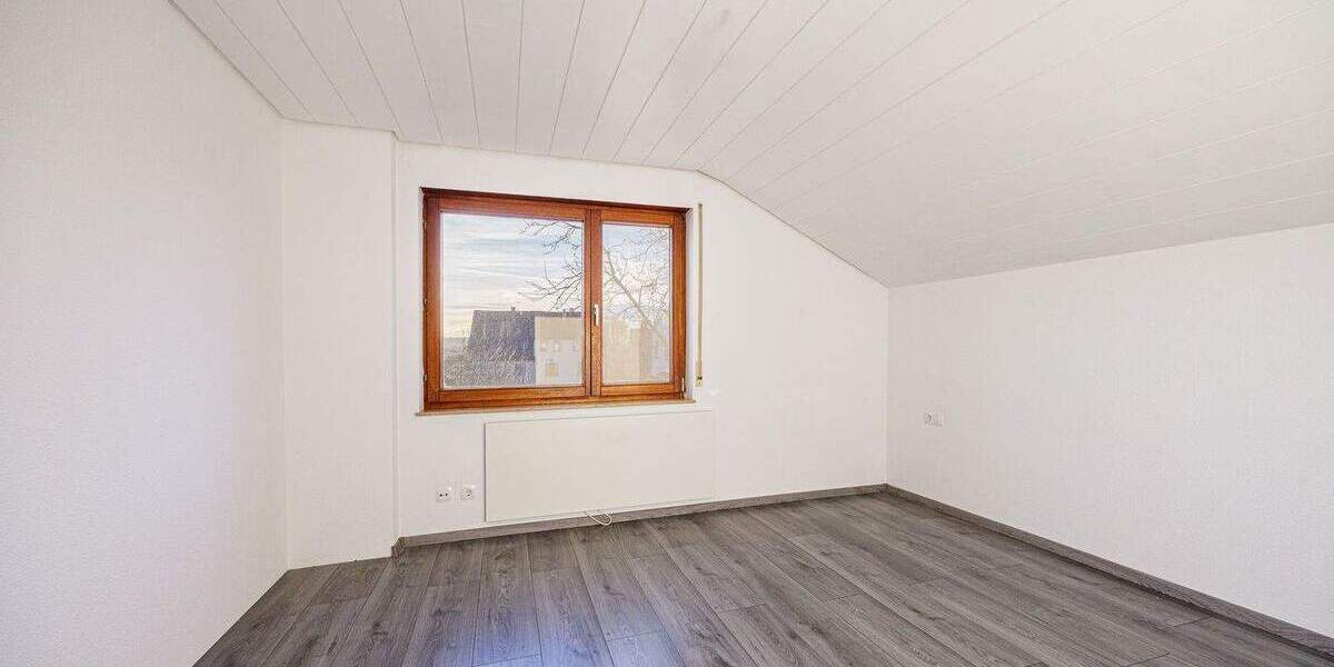Etagenwohnung Steinheim an der Murr Steinheim - 2 Zimmer, 61 m&sup2;, 199.000&euro; | Angebot:25698011