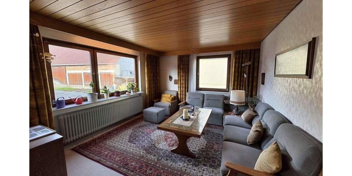 Doppelhaushälfte Leonberg Gebersheim - 8 Zimmer, 171 m&sup2;, 445.000&euro; | Angebot:25865932