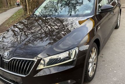 Skoda Superb 215.000 km 11.599 &euro; Filderstadt / bei Stuttgart 70794