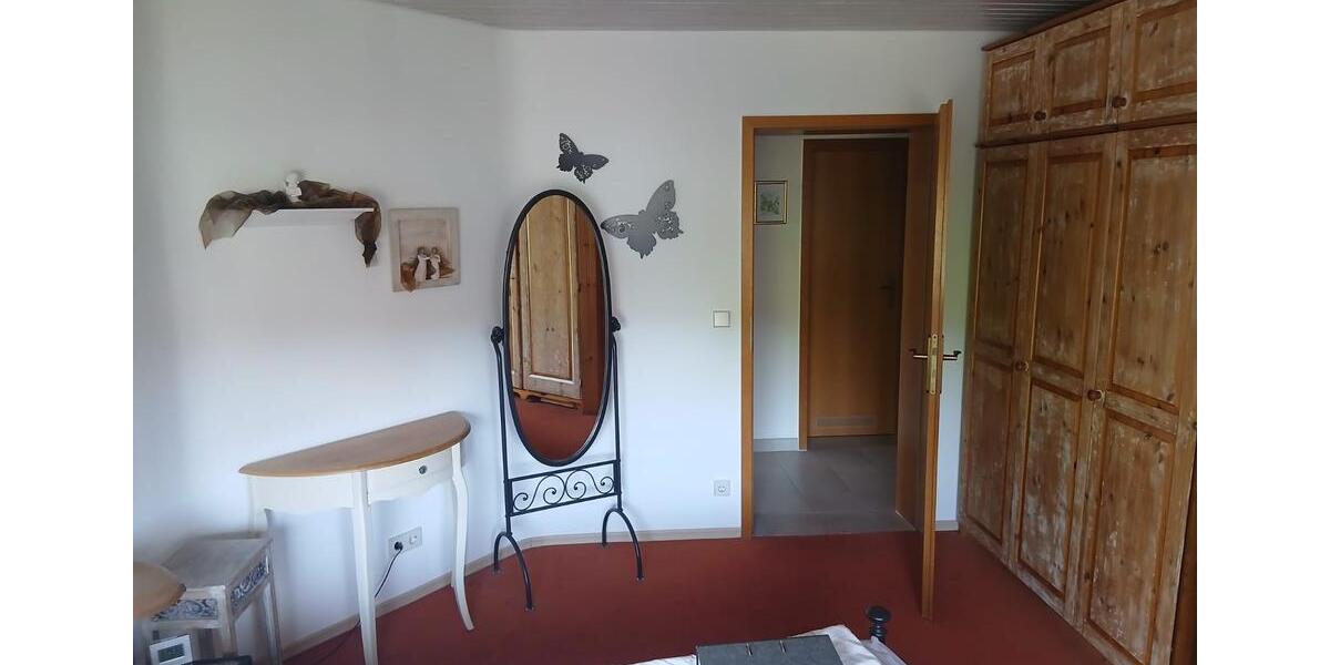 Etagenwohnung Backnang - 4.5 Zimmer, 93 m&sup2;, 390.000&euro; | Angebot:26589041