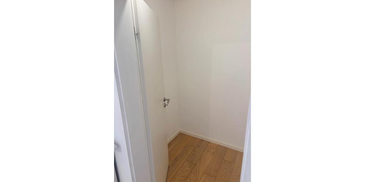 Etagenwohnung Eberdingen - 2.5 Zimmer, 80 m&sup2;, 900&euro; | Angebot:25843433