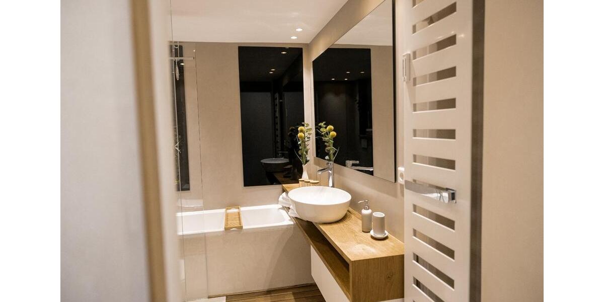 Hochparterre Stuttgart Zuffenhausen - 2 Zimmer, 60 m&sup2;, 1.290&euro; | Angebot:25300794