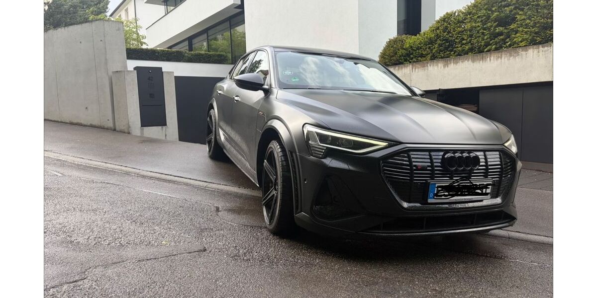 Audi e-tron 102.000 km 37.999 &euro; Leinfelden-Echterdingen 70771
