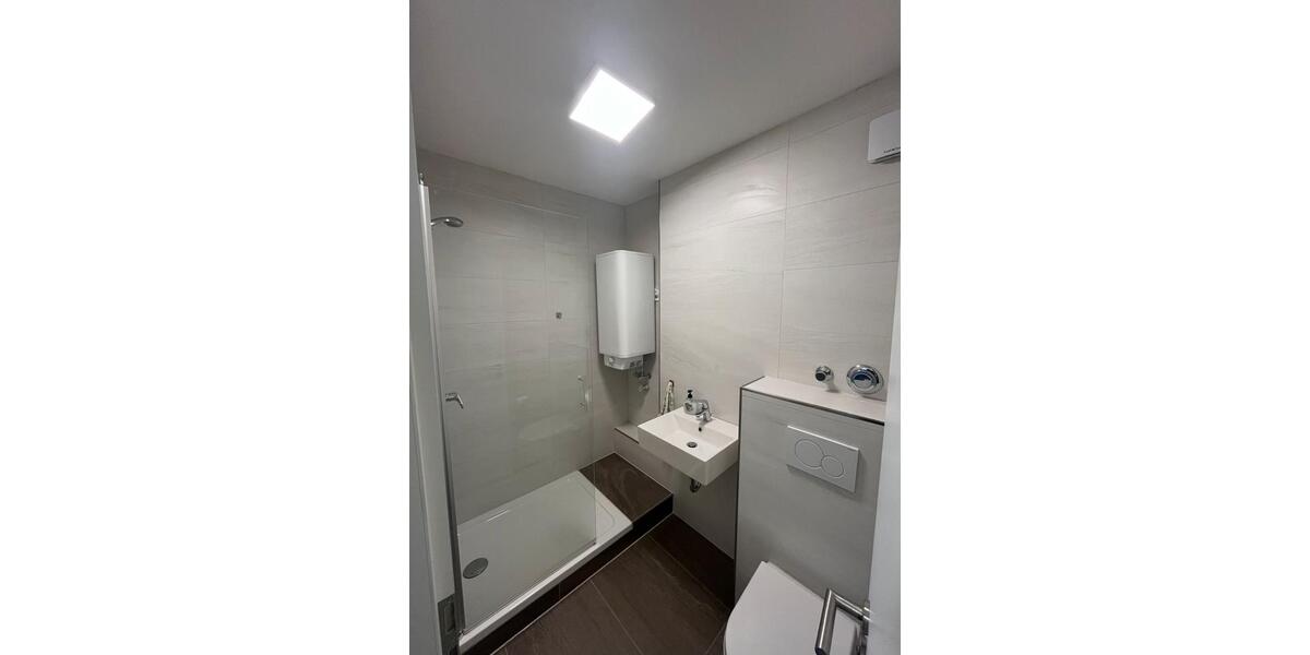 Etagenwohnung Stuttgart Stuttgart-Mitte - 1 Zimmer, 25 m&sup2;, 875&euro; | Angebot:25995011