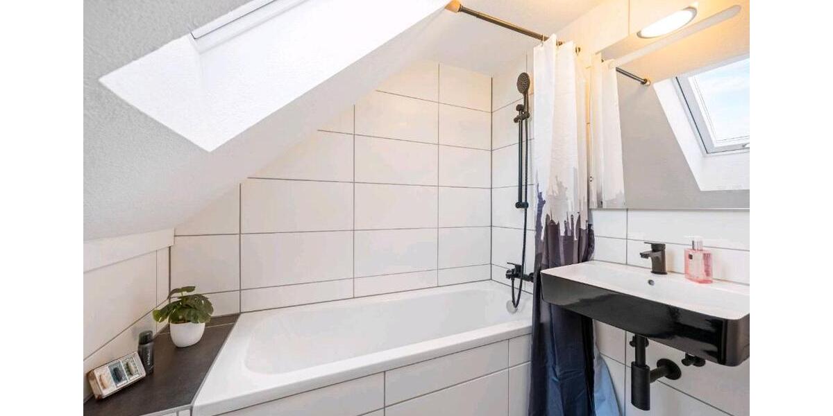 Dachgeschoßwohnung Leinfelden-Echterdingen Echterdingen - 1 Zimmer, 70 m&sup2;, 700&euro; | Angebot:25340818