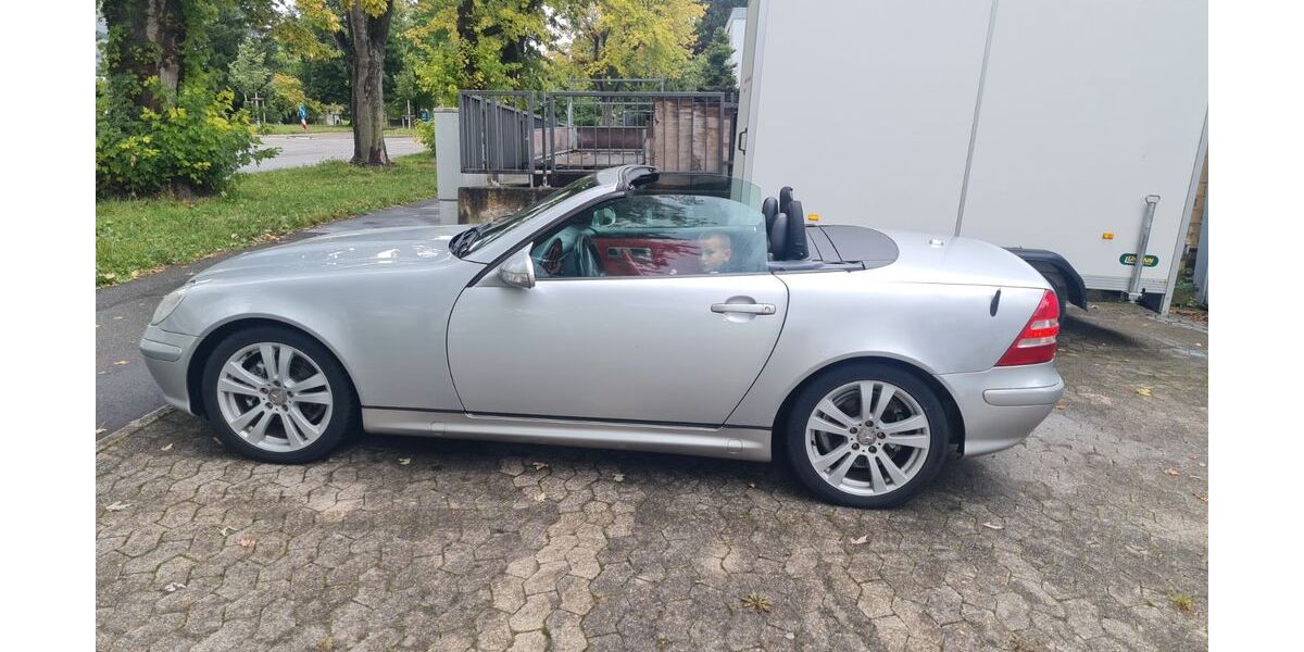 Mercedes-Benz SLK 200 235.000 km 3.300 &euro; Ludwigsburg 71640