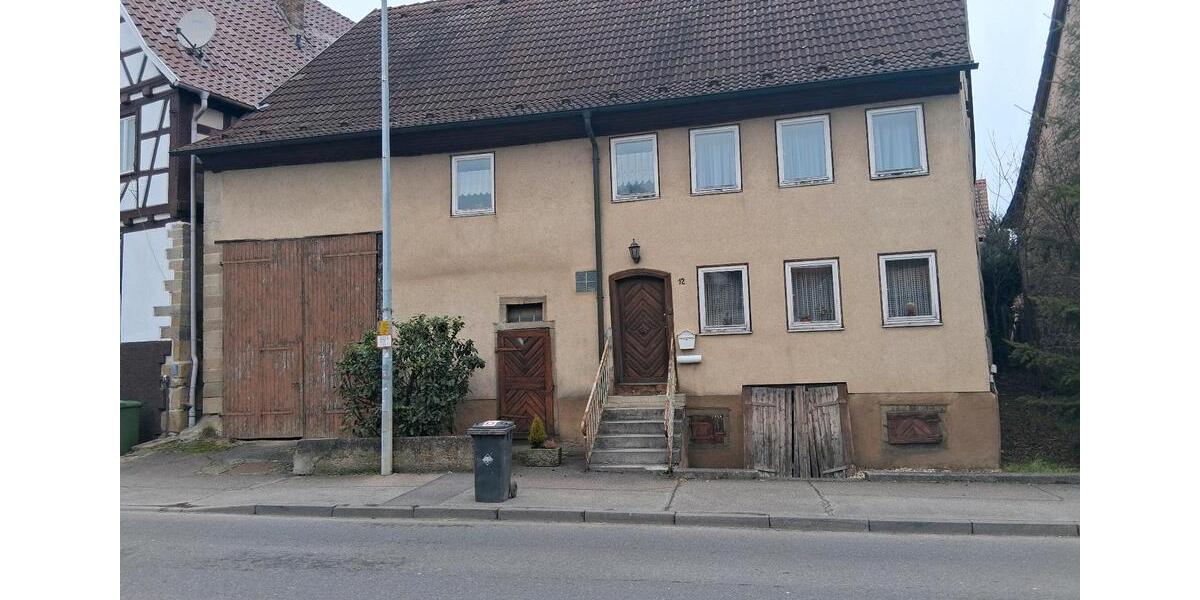 Bauernhaus, Landhaus Illingen - 9 Zimmer, 160 m&sup2;, 320.000&euro; | Angebot:24563170