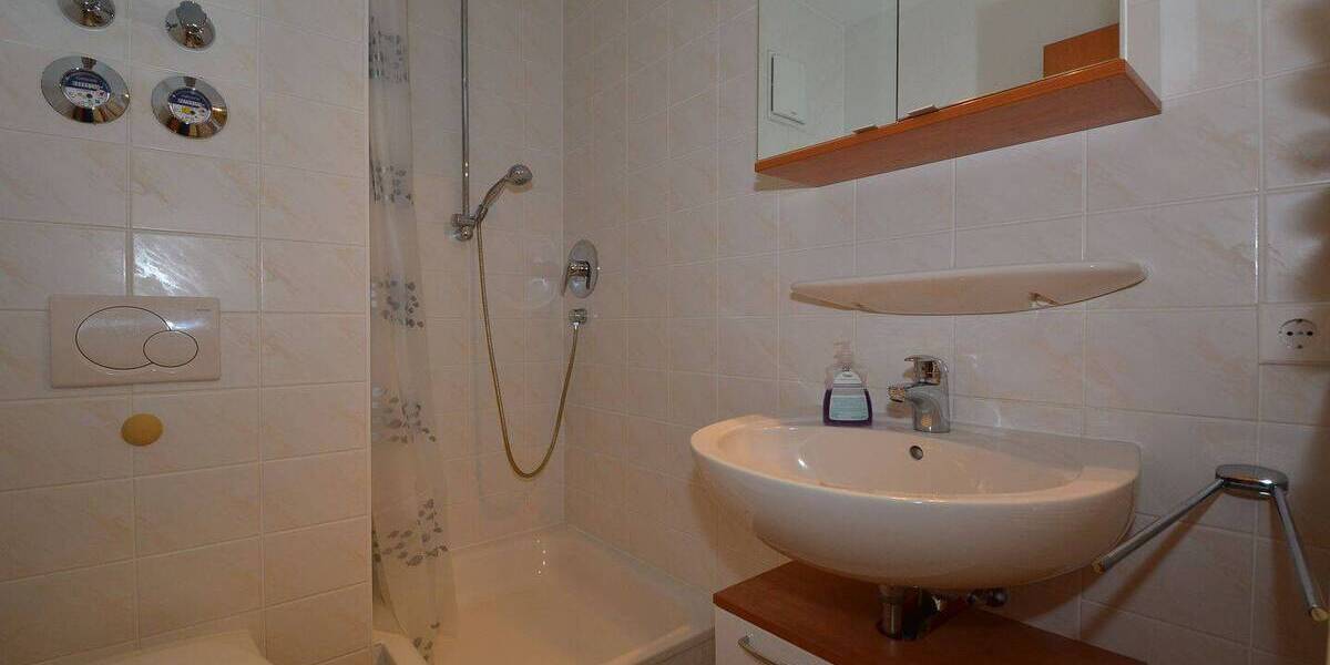 Etagenwohnung Stuttgart Bad Cannstatt - 4 Zimmer, 96 m&sup2;, 1.600&euro; | Angebot:26928758