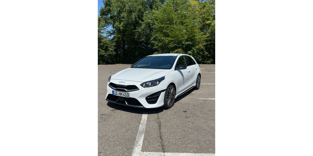 Kia ceed / Ceed 32.000 km 25.300 &euro; Beilstein 71717