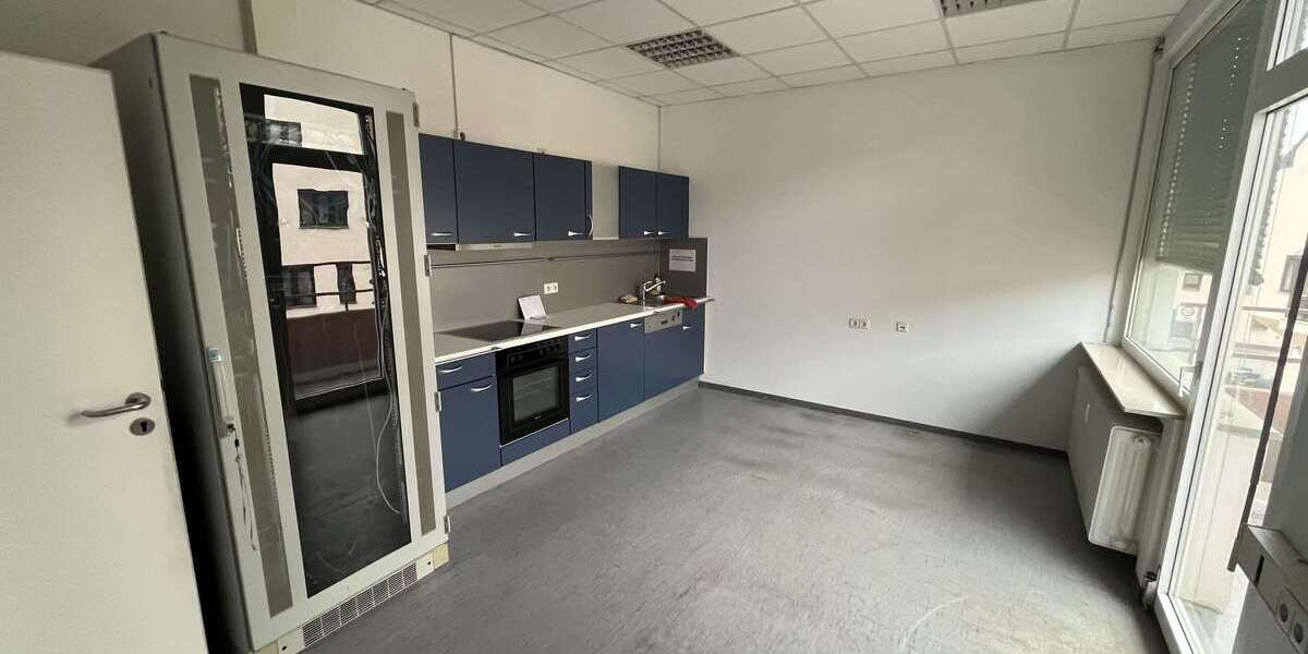 Gewerbeobjekt Böblingen - 3.900&euro; | Angebot:25748765