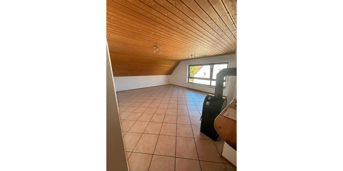 Maisonettenwohnung Markgröningen - 3 Zimmer, 115 m&sup2;, 1.150&euro; | Angebot:26398165