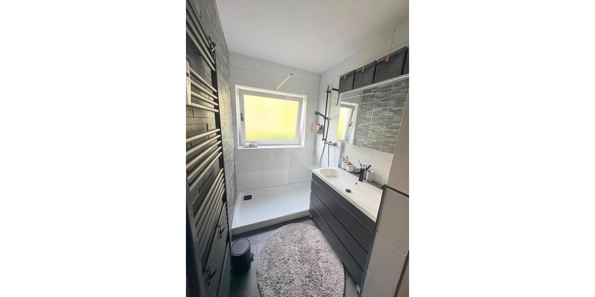 Erdgeschoßwohnung Sachsenheim - 4.5 Zimmer, 101 m&sup2;, 369.000&euro; | Angebot:27191562