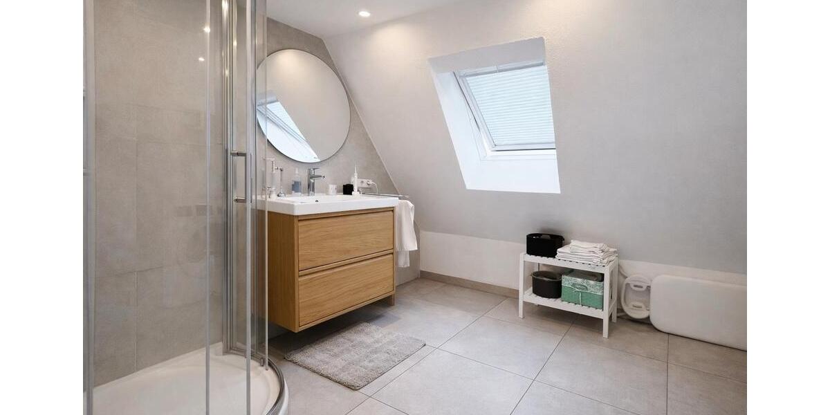 Etagenwohnung Gerlingen - 4 Zimmer, 115 m&sup2;, 1.850&euro; | Angebot:26398173