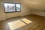 Dachgeschoßwohnung Friolzheim - 2.5 Zimmer, 86 m&sup2;, 1.100&euro; | Angebot:25794082