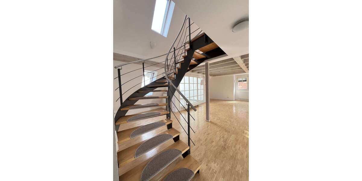 Etagenwohnung Sindelfingen - 4 Zimmer, 148 m&sup2;, 1.750&euro; | Angebot:27130441