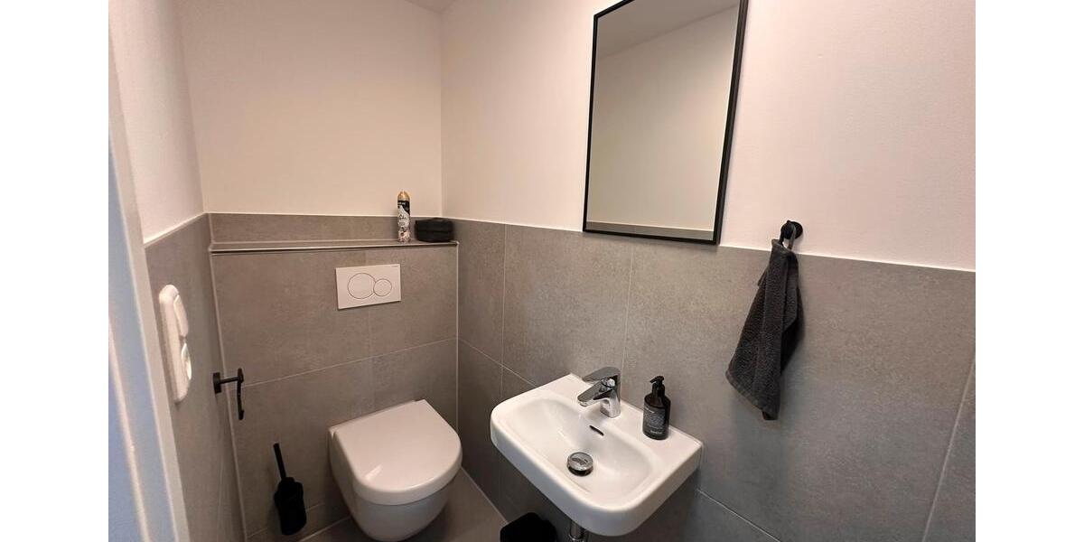 Etagenwohnung Esslingen am Neckar - 5 Zimmer, 15 m&sup2;, 550&euro; | Angebot:27565761