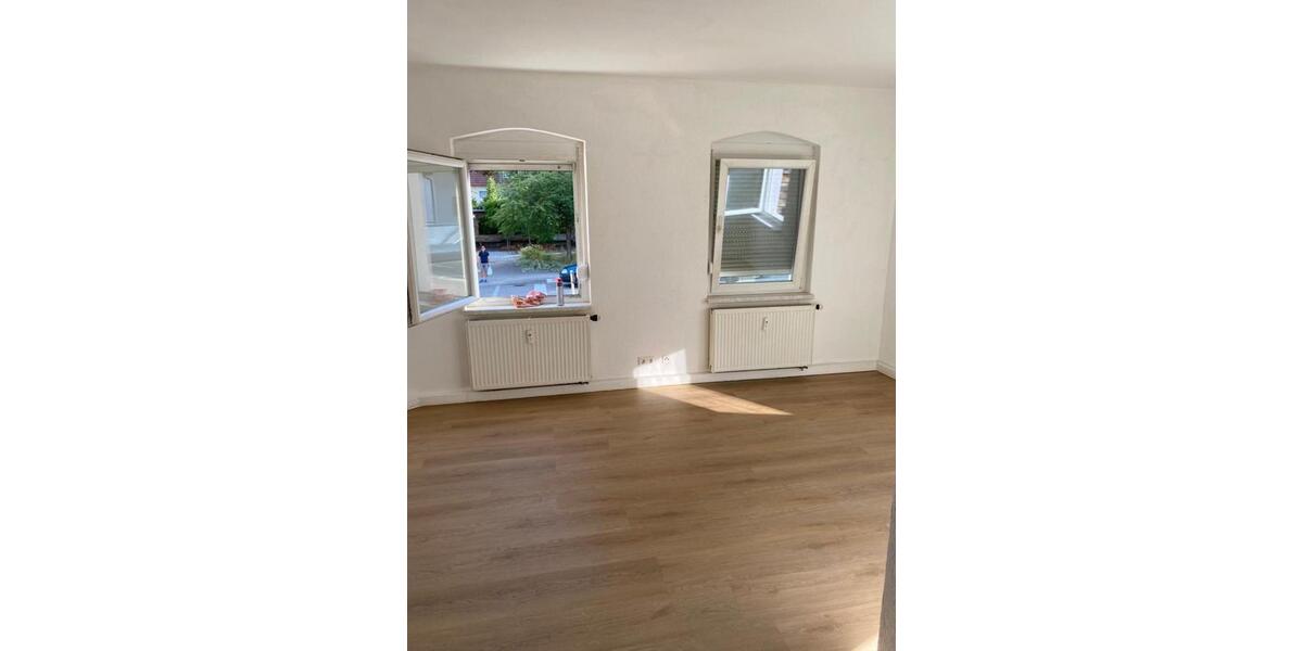 Erdgeschoßwohnung Stuttgart Vaihingen - 4 Zimmer, 85 m&sup2;, 1.400&euro; | Angebot:25378377