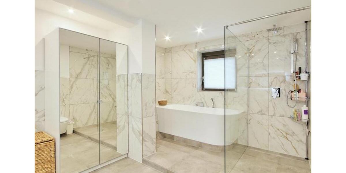 Einfamilienhaus Kornwestheim - 8.5 Zimmer, 204 m&sup2;, 3.900&euro; | Angebot:23257685