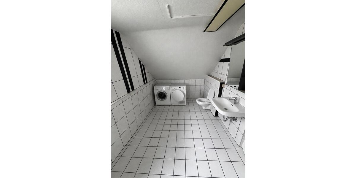Maisonettenwohnung Esslingen am Neckar Oberesslingen - 3.5 Zimmer, 97 m&sup2;, 1.050&euro; | Angebot:27565833