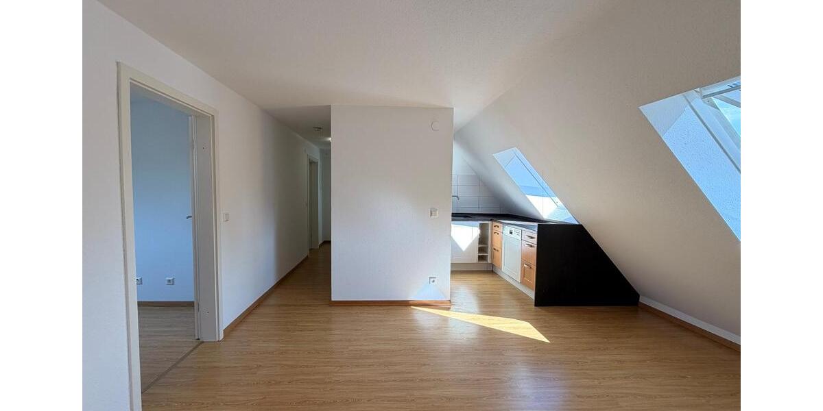 Dachgeschoßwohnung Vaihingen an der Enz - 2 Zimmer, 45 m&sup2;, 190.000&euro; | Angebot:26941746