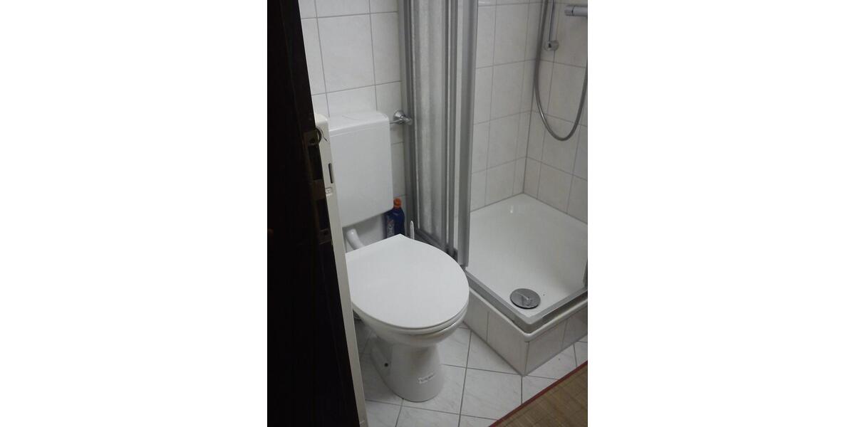 Erdgeschoßwohnung Stuttgart Sillenbuch - 1 Zimmer, 26 m&sup2;, 460&euro; | Angebot:25923457