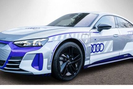 Audi RS e-tron GT 4.900 km 145.690 &euro; Heilbronn 74074