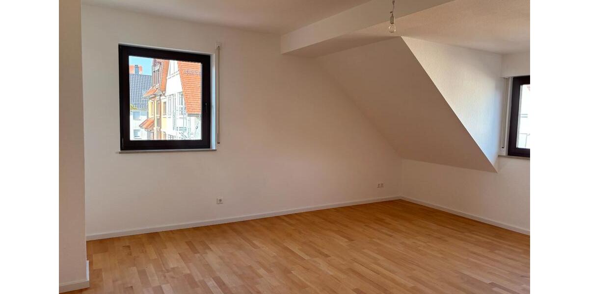 Dachgeschoßwohnung Bönnigheim - 2 Zimmer, 67 m&sup2;, 875&euro; | Angebot:27589370