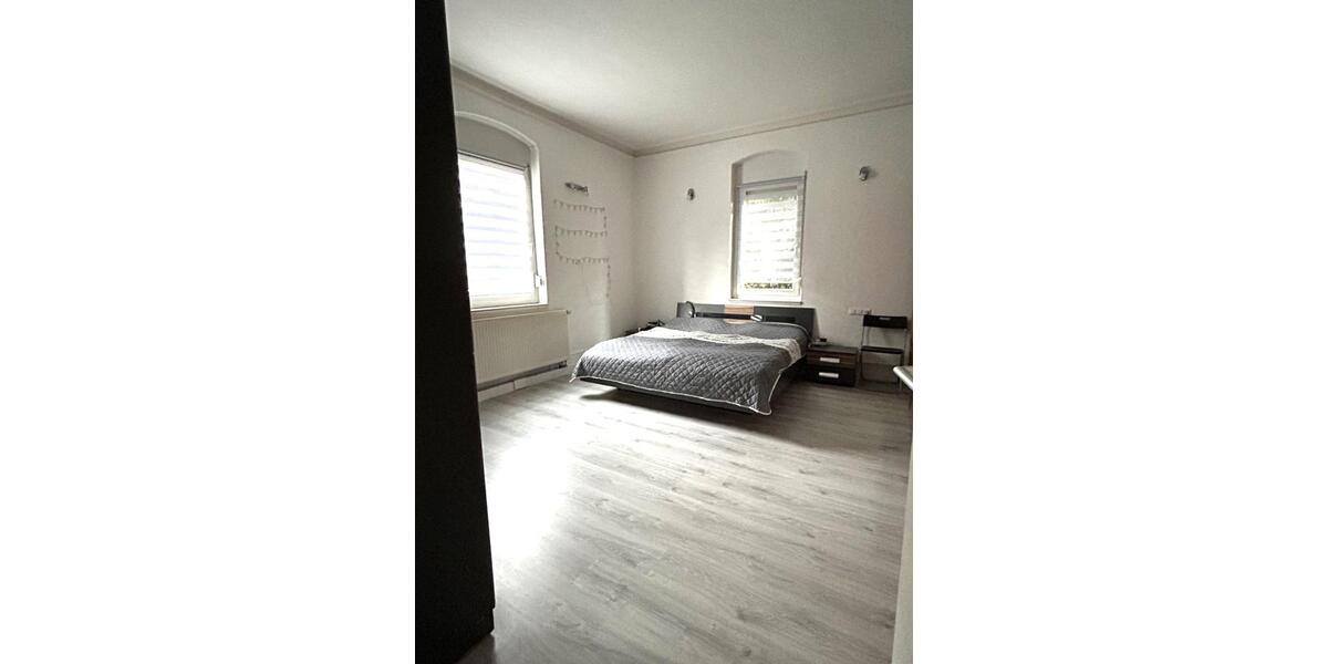 Erdgeschoßwohnung Stuttgart Vaihingen - 4 Zimmer, 89 m&sup2;, 370.000&euro; | Angebot:27006238