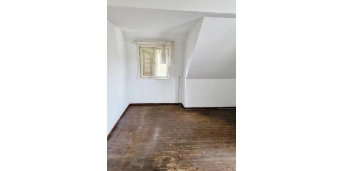 Doppelhaushälfte Weinsberg - 6 Zimmer, 135 m&sup2;, 298.000&euro; | Angebot:24688082