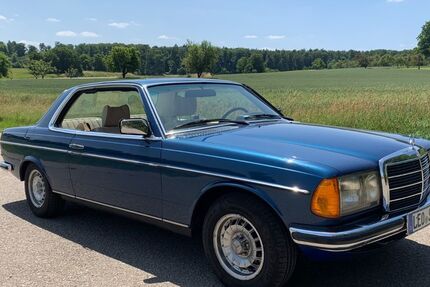 Mercedes-Benz 230 110.013 km 11.999 &euro; Weissach 71287