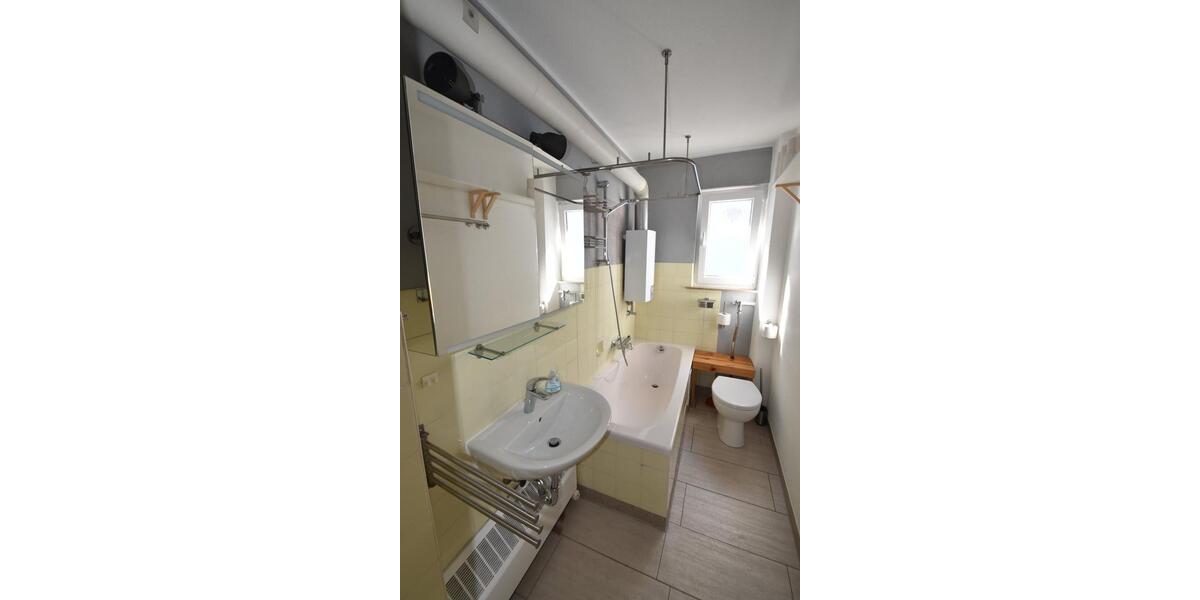 Etagenwohnung Stuttgart Feuerbach - 4 Zimmer, 70 m&sup2;, 1.220&euro; | Angebot:27587725