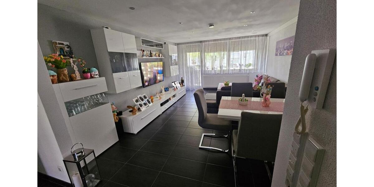 Etagenwohnung Leonberg - 3 Zimmer, 80 m&sup2;, 415.000&euro; | Angebot:26048610